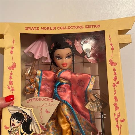 Art | Bratz World Collectors Edition Doll | Poshmark