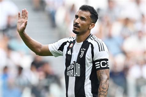 Cessione Danilo Addio Alla Juventus A Gennaio Scelta La Prossima Meta