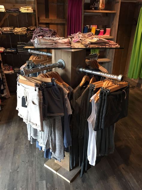 retail display ideas    store vrogueco