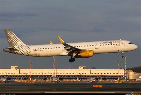 Ec Mld Vueling Airlines Airbus A321 At Milan Malpensa Photo Id