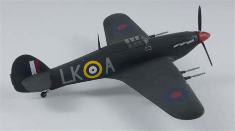 Hawker Hurricane Mk IIC Revell 04144 1 72