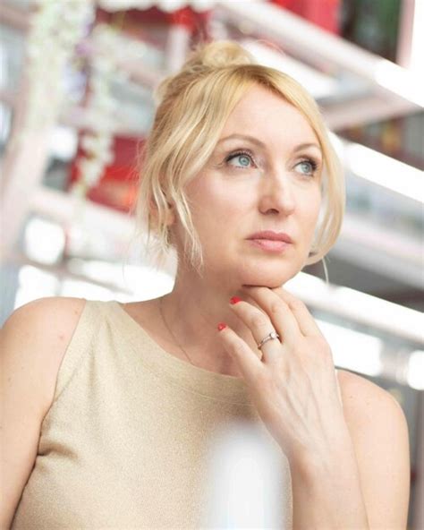 Photos Belle Femme Mature 99 000 photos de haute qualité gratuites