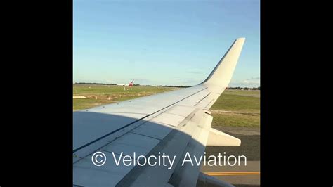 Qantas Airways 737 800 Takeoff Perth Airport Youtube