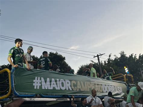 Palmeiras Retorna A S O Paulo E Celebra T Tulo Provoca Es Aos Rivais