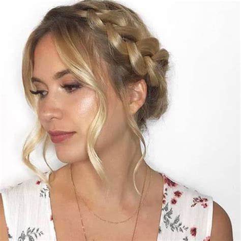 How To Style A Halo Braid According To A Professional By L