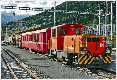 Tm 2/2 118 in Ilanz. (01.10.2019) - Bahnbilder.de