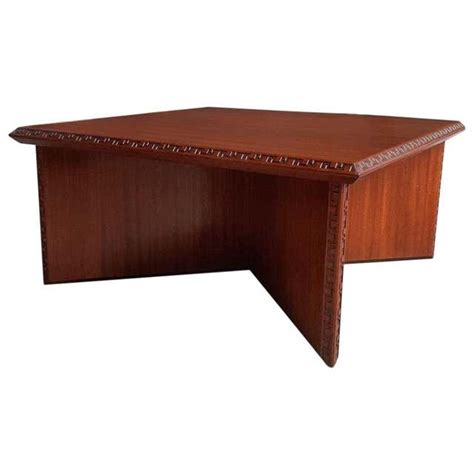 Frank Lloyd Wright Tables at 1stdibs