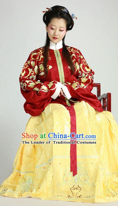 Traditional Chinese Ming Dynasty Empress Golden Embroidered Dress ...