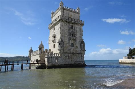 Top 7 Lisbon attractions: what to see in one day