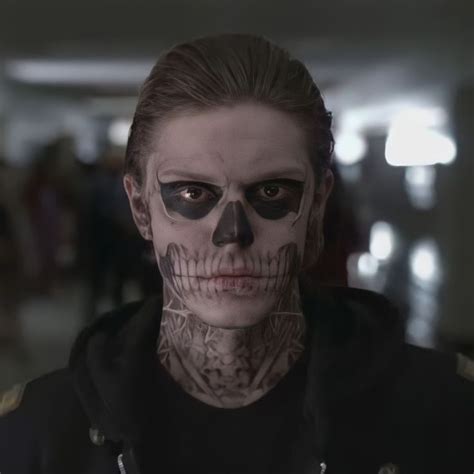 Tate Langdon In Evan Peters Skull Face Paint Tate And Violet