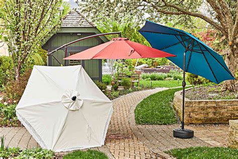 5 Best Patio Umbrellas for Your Outdoor Space (Review Guide) A beautiful patio with the best ...