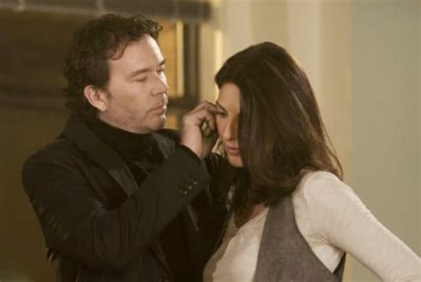 Watch Leverage Season 1 Episode 8 Online - TV Fanatic