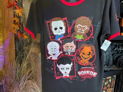 Halloween Horror Nights Candles Blanket And Shirt Arrives At