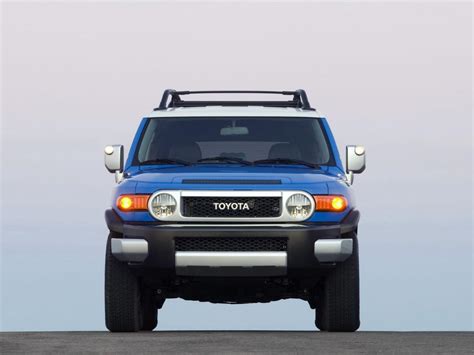 toyota fj cruiser technical specifications  fuel economy