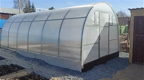 Арочная поликарбоната я теплица 6х3 м с дугами 20х40 мм.Высота 2.1 м ...