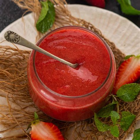 Strawberry Coulis Recipe Step By Step Whiskaffair