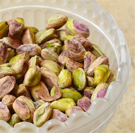 Pistachio nuts - Sun Temple Food