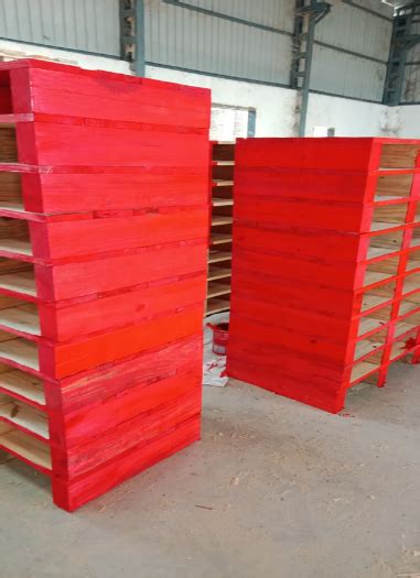 Wooden Pallets Rips