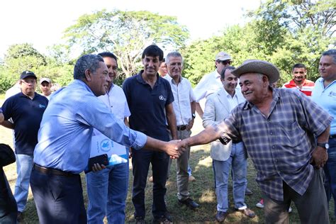 Peque Os Agricultores Muestran Sus Logros Al Ministerio De Agricultura