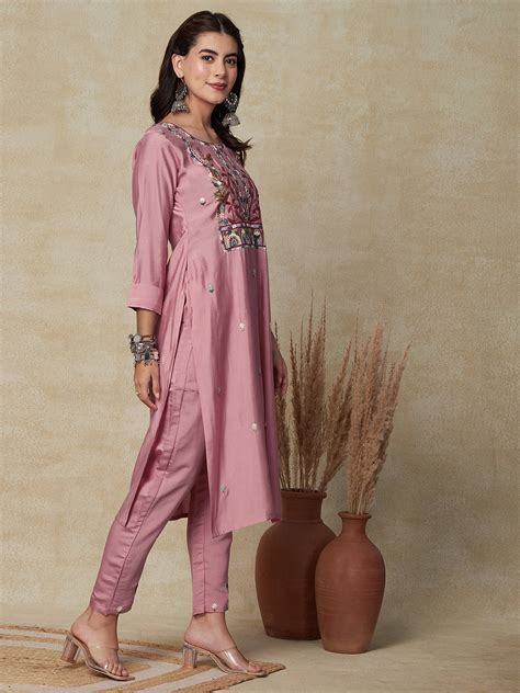 Floral Hand Embroidered Straight Fit Kurta Pink Fashor