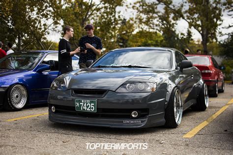 Hyundai Tiburon | Stylish Coupe for Car Enthusiasts