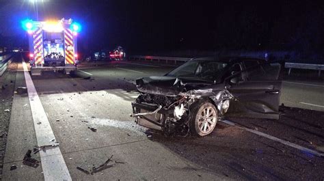 Sechs Menschen Bei Unfall Auf Der A 14 Verletzt Antenne Sachsen