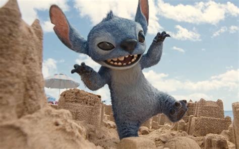 Stitch se vuelve a colar en otra película de Disney en el nuevo teaser