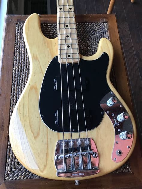 Ernie Ball Music Man Sabre Bass Natural Reverb