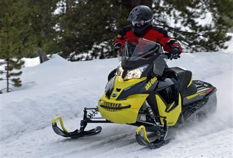 Polaris Versus Ski Doo