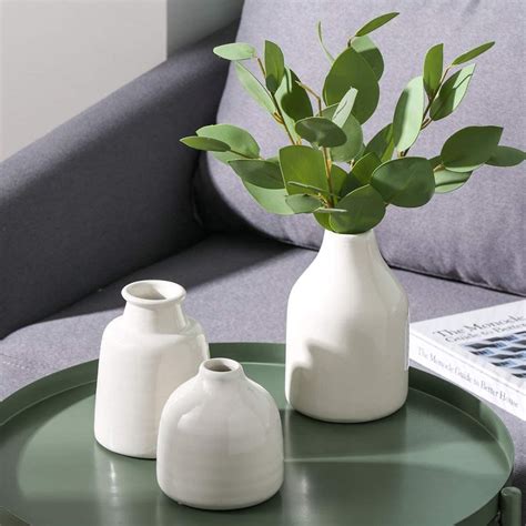 51 Bud Vases For Go Anywhere Botanical Decor