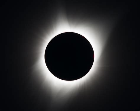 Eclipse anular solar como fotografar o fenômeno de forma segura