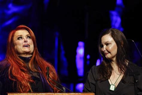 Naomi Judd Tearfully Honored By Daughters Ashley And Wynonna At Country