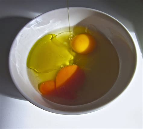 Hair Egg And Olive Oil Mask Diy