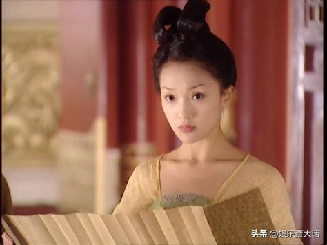 Zhou Xun S Semi Naked Mannequin Paintings Were Exposed And An Oil Painting Can Also Sell For