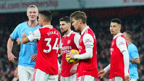 Manchester City gegen den FC Arsenal Hier läuft das Top Spiel heute