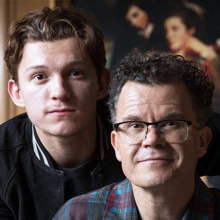 Tom Holland Brasil Fã site on Twitter Dominic Holland revelou