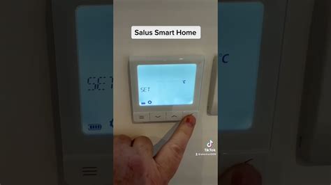 Salus Smart Home Turn A Smart Plug On Via A Thermostat And App