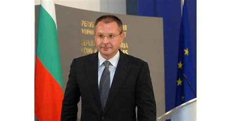 Станишев благодари на две дами
