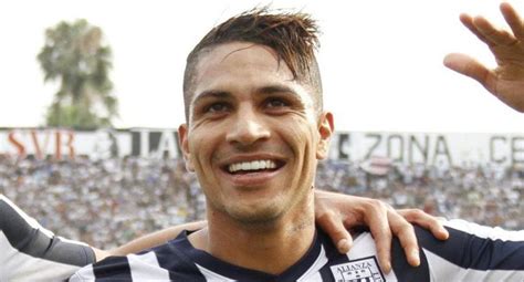 Paolo Guerrero Felicit A Alianza Lima Por Su Aniversario Copa