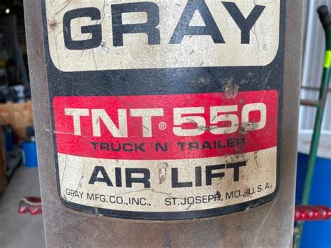 Description Gray Tnt 550 Air Lift Jack Brandmodel Gray Tnt 550 Qty