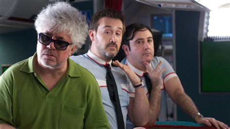 Comédia de Almodóvar traz humor escrachado e críticas à Espanha 28 06