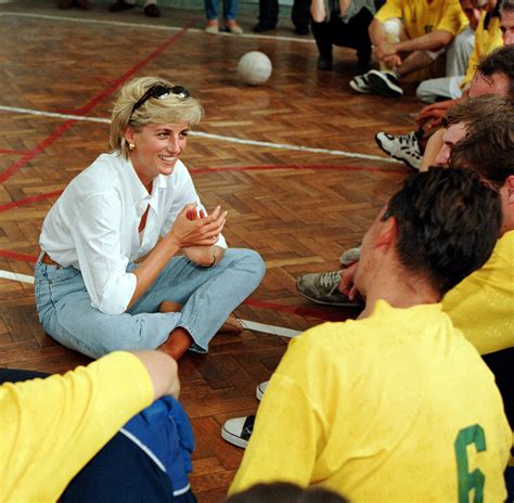 Iconic Photos Of Princess Diana From Tim Rooke