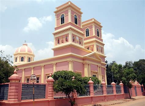 10 Top Attractions in Pondicherry | Places to Visit in Pondicherry