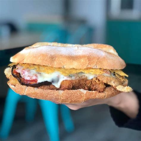 Mississauga’s Kantene Restaurant Is Now Home To Ontario’s Best Veal Sandwich 2019 — Modern