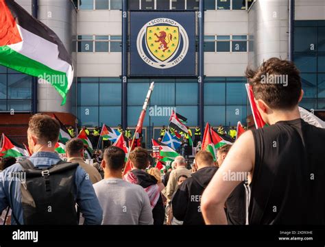 Pro Palestine Protest Called Show Isreal Genocide The Red Card Outside