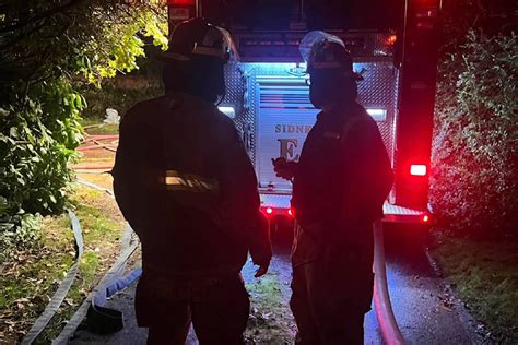 Photos North Saanich Firefighters Douse Early Morning Structure Fire