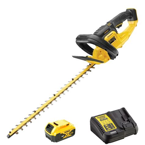 DeWalt DCM563P1 Cordless 18V XR Hedge Trimmer With 1x 5 0Ah Battery And