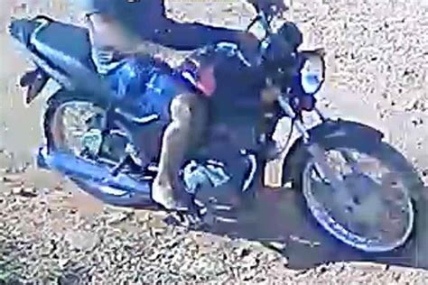 Mulher Tem Moto Roubada Por Criminoso Armado Em Plena Luz Do Dia