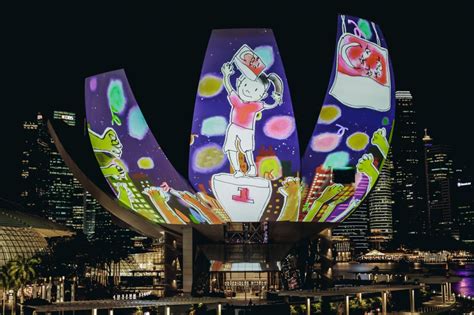 Marina Bay Singapore Countdown 2019: Light projections at ArtScience Museum and Merlion [PHOTOS]