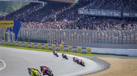 Le MotoGP établit un nouveau record de fréquentation au Mans Wash Wash